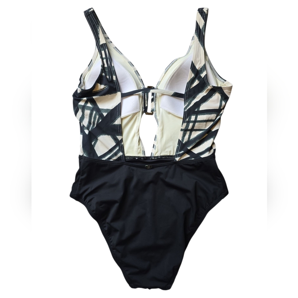Miraclesuit Monochrome Graphic One Piece - Picture 5 of 11
